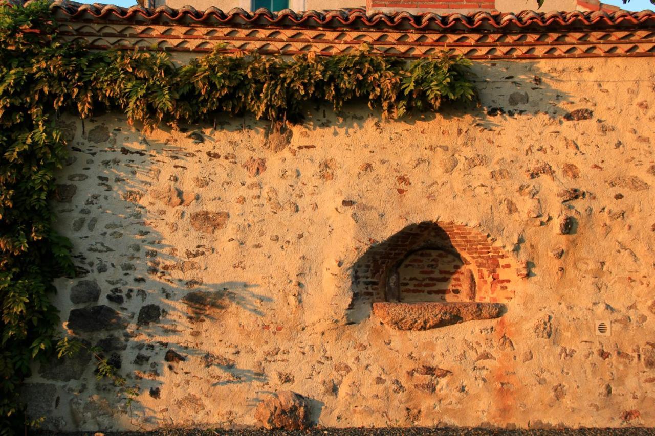 Les chambres d'hôtes de La Métairie du Bourg Les Herbiers Exterior foto